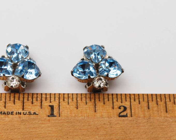 Hattie Carnegie Rhinestone - Blue and clear heart crystal - small Clip on earrings - Mid century