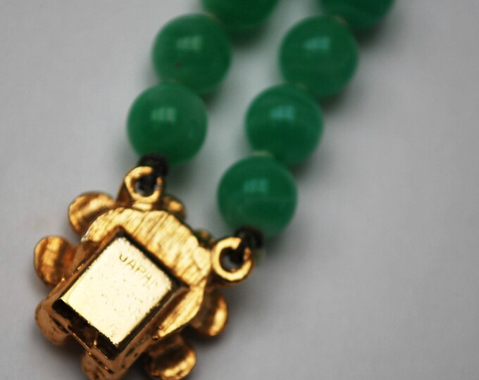 Green Peking glass Flower bracelet - Signed Japan,gold floral, knotted bead bangle -gift for her