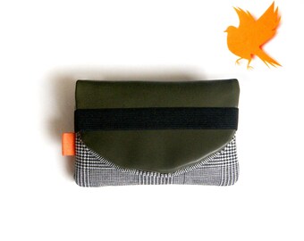 Khaki leather tobacco pouch "Khaki November"