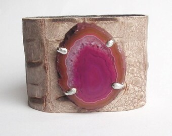 Leather bracelet cuff with agate beige and pink