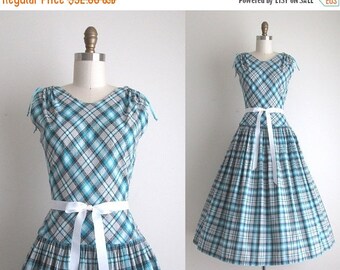 SALE 50% OFF 1950s Dress / Vintage 1950s Sundress / Cotton Plaid Day Dress 28" Waist