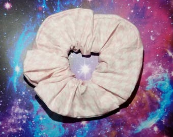 Big White and Pastel Pink Houndstooth Pattern Scrunchie ~ 90s Fashion ~ No Snag Elastics