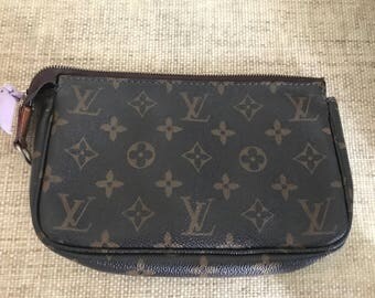 Vintage Louis Vuitton Pochette Bag