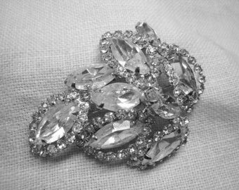Vintage Crystal Clear Weiss Rhinestone Brooch