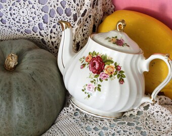 Sadler Vintage China Swirled Teapot - Pretty Rose Motif and Gilt Trim