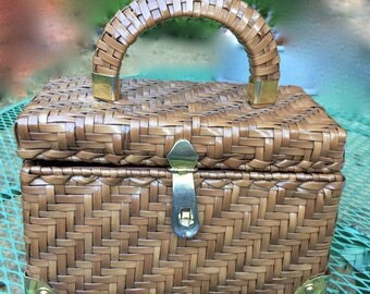 Bellariva Wicker Box Purse 1950s Hong Kong