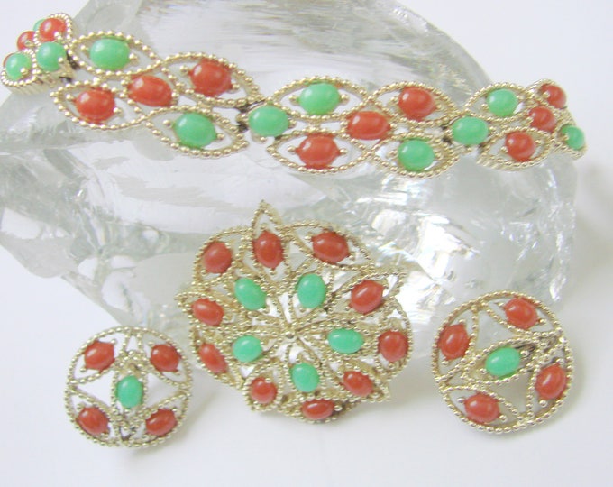 Vintage 1960s Sarah Coventry Acapulco Parure / Bracelet / Brooch / Earrings / Faux Carnelian / Faux Jade / Jewelry / Jewellery