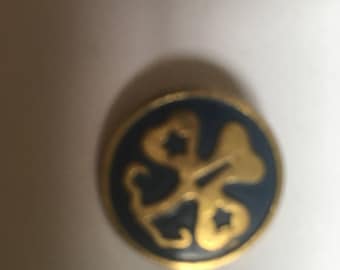 Vintage Girl Scout pin