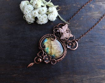 Unique gift for Wife gift for her Boho jewelry Labradorite pendant necklace Wire wrap pendant Copper pendant Wire wrapped jewelry