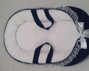 Baby Nest - Navy blue & White Babynest - Baby Sleeping Bed - Baby Pillow - Travel Baby Bed - Baby Sleep pod