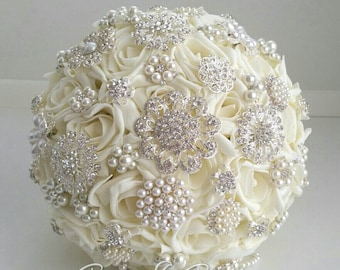 Ivory Brooch Bouquet Pearl Bridal Bouquet Ready to Ship Vintage Style Wedding Jewelled Bouquet Artificial Flowers