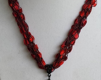 Ladder Yarn Knit Necklace with Pendant Toggle Clasp, Trellis Yarn, Jewelry, Handmade, U.S.A., Yarn, Finished Product, Red and Black. Locket