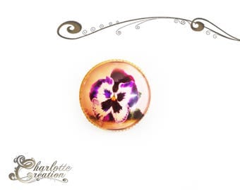 Ring round cabochon glass Pansy flowers