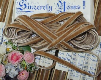 1.00 yd Beige CAFE AU LAIT 1/4" French Velvet Ribbon Antique Ivory Boho Choker Necklace Jewelry Doll Dress Millinery Hat Trim Work Vintage