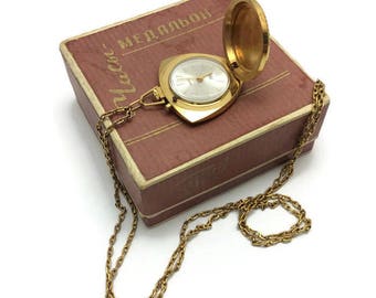 Vintage Russian Ladies Watch pendant gold plated AU ZARIA 2009B Zarja 21j box passport Penza factory White pearl dial Perfect gift for her!