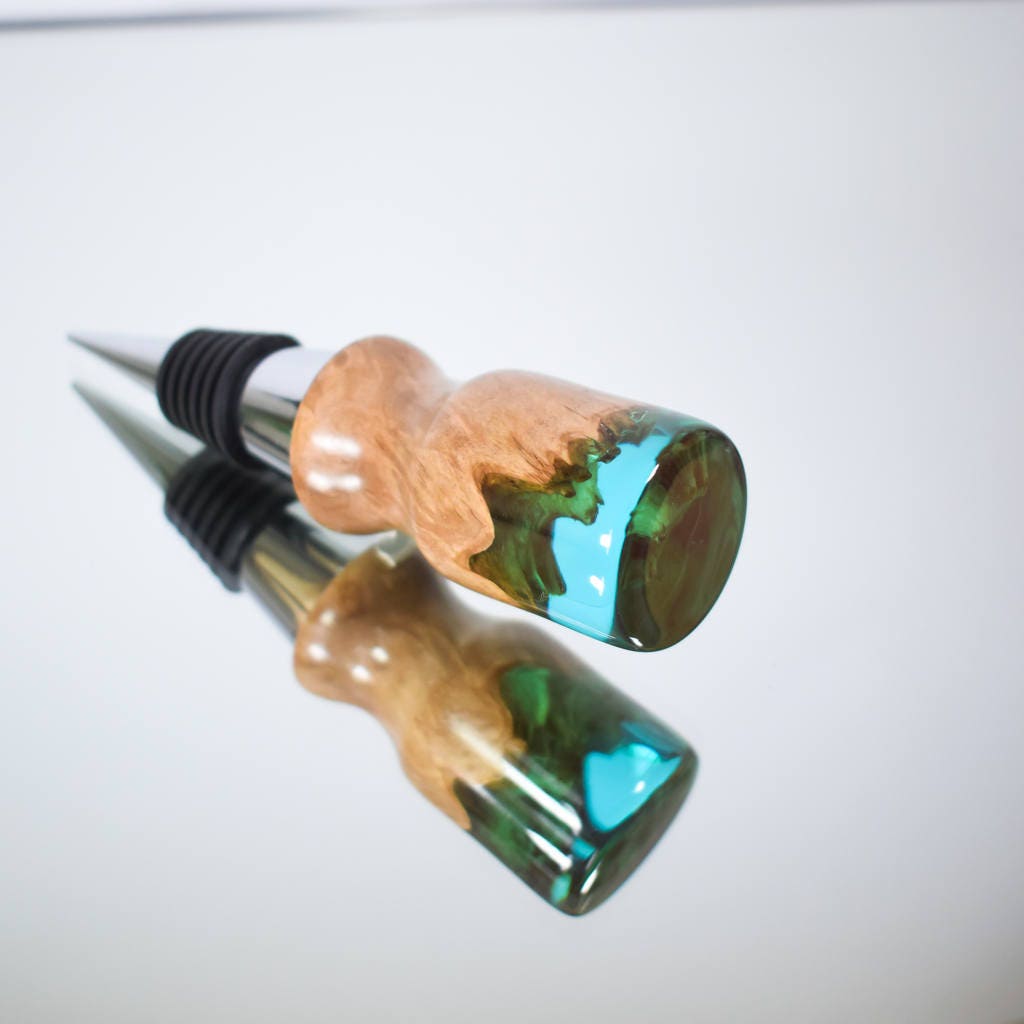 Blue Wine stopper ArtfulResin Resin Wood Wine Stopper