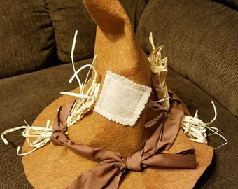 Toddler scarecrow hat with patch
