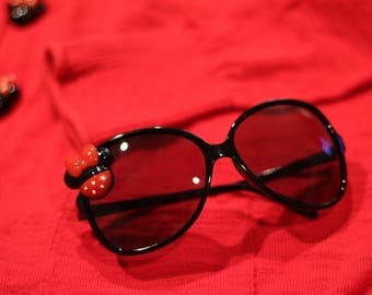 Womens Oversized Disney Minnie Mouse Sunglasses