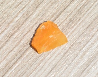 Energy Fire Opal Raw Crystal Mineral Specimen Healing Reiki Stone Chakra Meditation (no5)
