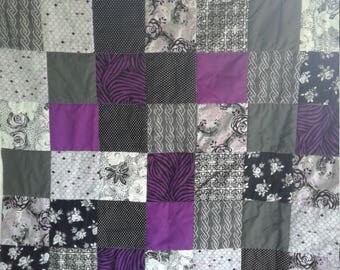 Lap / throw quilt