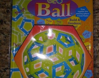 Geo ball toy