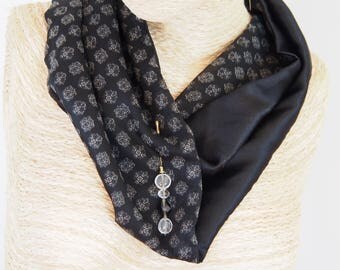 Col tour de cou en soie et viscose