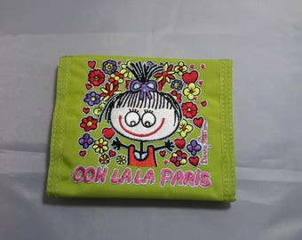 wallet in the effigy of paris