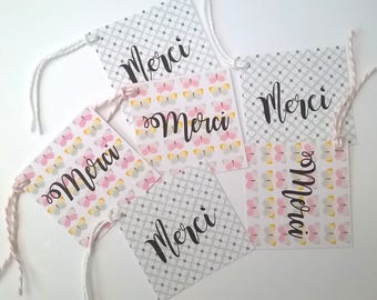 15 cartelettes or 12 square tags butterflies and pastel to say thank you. For creative