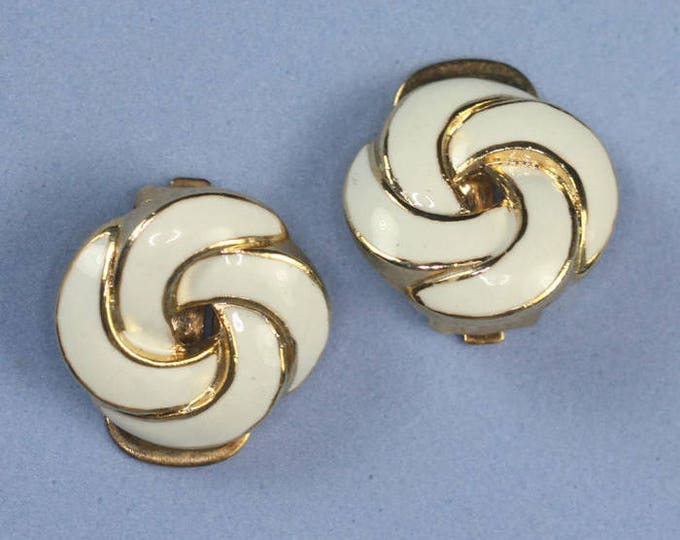Ivory Off White Enameled Earrings Swirls Pinwheels Clip Back Vintage