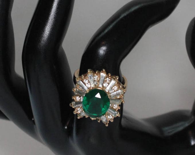 Simulated Emerald Dinner Ring 18KGE Clear CZ Baguettes Chatons Ballerina Setting Size 8 Plus Vintage