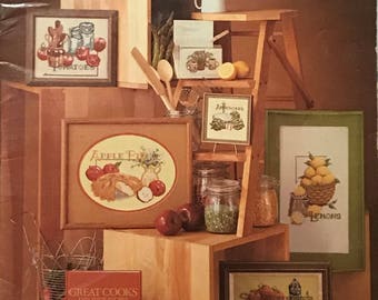 Vintage Leisure Arts Kitchen Stitchin Cross Stitch Needlepoint Leaflet 157