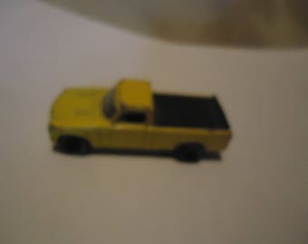 Vintage Hot Wheels Yellow Pickup Truck 1186MJ, I, NL, collectable