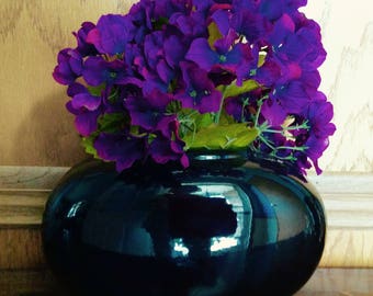 Vintage Haegar Large Black flower vase STUNNING Numbered 4317