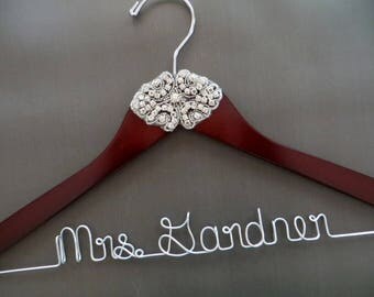 RHINESTONE Wedding Dress Hanger, Crystal Bride Hanger, Mrs Hanger, Last Name Hanger, Custom Bridal Hanger, Bride Gift, Shower Gift