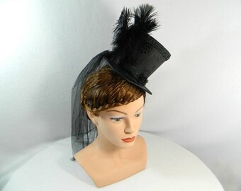 Tophat black Minihat veil Fascinator Gothic Hat Burlesque Cocktail Derby Bibi Chapeau Victorian Steampunk Bridal Hat Church Wedding