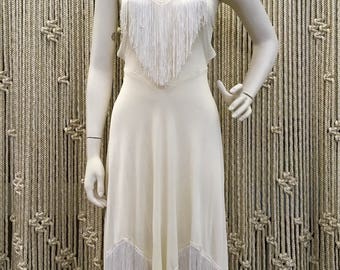 Disco diva 70s cream fringe dress