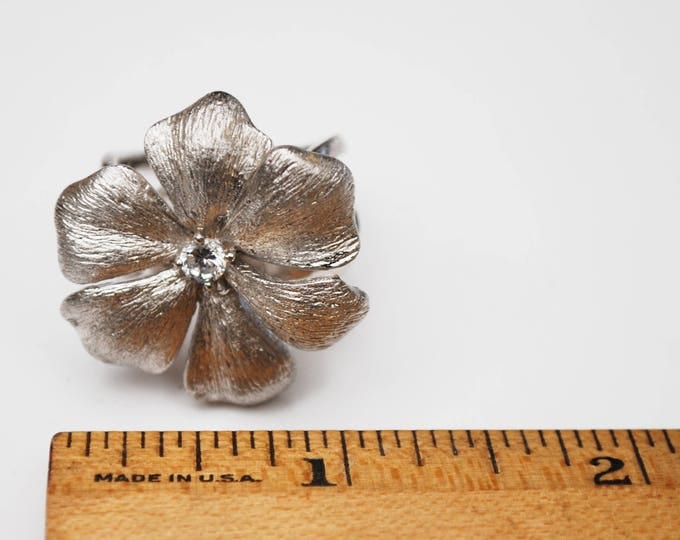 Sterling Ring - Large Silver daisy Flower - Clear Rhinestone - size 9 - Boho