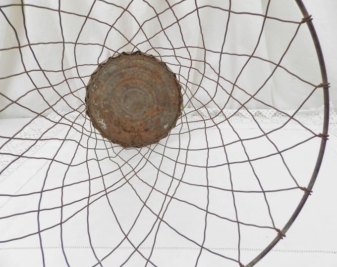 Vintage French Wire Waste Paper Basket, Traditional Office Garbage Trash Can, Retro Metal Rubbish Bin, Industrial Wire Ware from France Vintage French Wire Waste Paper Basket, Traditional Office Garbage Trash Can, Retro Metal Rubbish Bin, Industrial Wire Ware from France