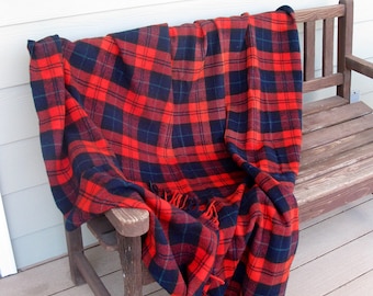Vintage PENDLETON 100% virgin wool blanket- Portland Oregon -red /navy plaid -stadium blanket -picnic blanket- car blanket -fringed throw