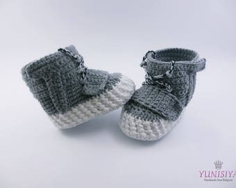 Grey Baby shoes, Yeezy Boost 750, Crochet baby shoes, Crochet baby sneakers, Baby shoes, crochet baby booties, gray baby booties BB115