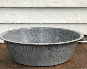 graniteware tub with 1 handle ~ missing 1 handle ~ enamelware wash tub ~ 18" washtub ~ dishpan~ enamelware wash basin ~ farmhouse antique