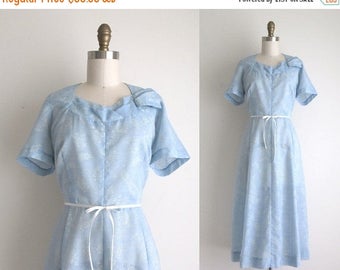SALE 40% OFF 1950s Dress / Vintage 1950s Dress / Blue Polyester Day Dress 29.5" Waist