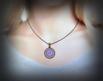 Art print new age necklace with mandala, spiritual jewel ideal as Christmas gift for friend and girlfriend, sacred geometry, lucky charm.
