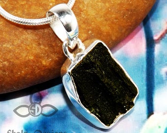 Moldavite Rough Pendant, Moldavite Rough Gemstone, Moldavite Pendant, Silver Pendant, Solid Silver Pendant, Mother Days Gift Idea, Jewellery