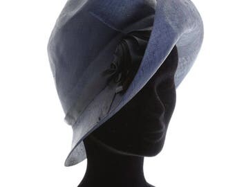 Vintage 1970s does 1920s navy blue straw hat