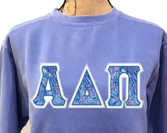 Lilly Pulitzer GREEK LETTER Appliqué - ANY letters - Comfort Colors Sweatshirt, Long Sleeve T-shirt or, Short Sleeve T