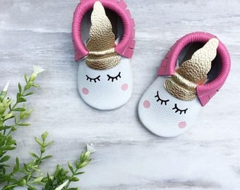 HotPink Unicorn Moccasins | Baby Moccasins, Toddler Moccasins, Pink Moccs, First Birthday Outfit, Sleepy Eyes, Unicorn Party, Boho,
