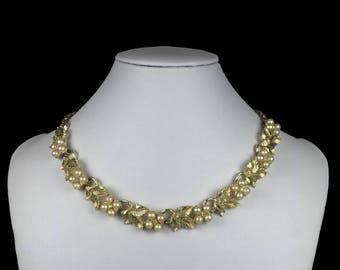 Beaded flowers by JUDY LEE