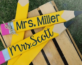 First Day Teacher Gift, Personalized Teacher Pencil, Personalized Teacher Gift, Teacher Gift Personalized, Teacher Name Plate, Teacher gift