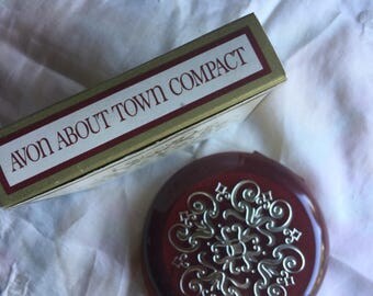 SALE!NIB Vintage Avon About Town Compact